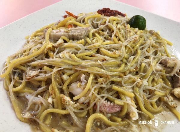 チャイナタウン・コンプレックスに移転したホッケンミーの新興勢力「友富福建面（You Fu Fried Hokkien Prawn Noodle）」