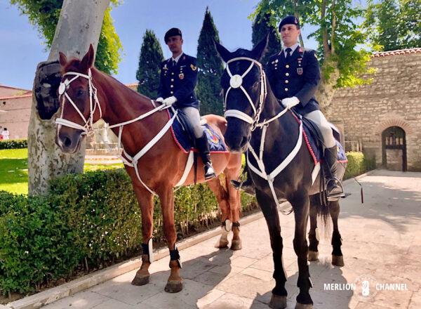 トプカプ宮殿（Topkapi Palace）」にいた騎馬警備隊