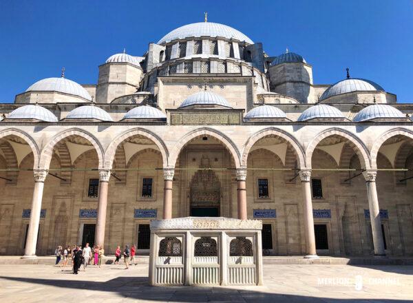 ミマール・シナンの最高傑作とされる「スレイマニエ・モスク（Suleymaniye Mosque）」