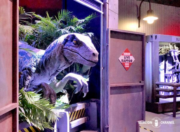 ガーデンズ・バイ・ザ・ベイの「クラウド・フォレスト（Cloud Forest）」にジュラシック・ワールド（Jurassic World）のBlueが登場