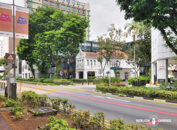 「lyfブギス」の建つベンクーレン・ストリート（Bencoolen Street）