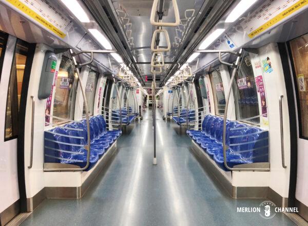 シンガポールの「MRT（地下鉄）」車両内の様子