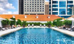 シンガポールの「ラッフルズホテル(Raffles Hotel)」プール