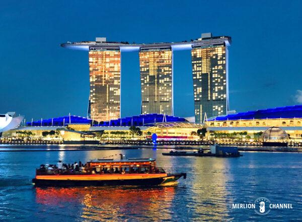 River Cruise sailing around Marina Bay