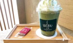 「スズキ・カフェ&ロースタリー(Suzuki Cafe & Roastery)」抹茶ラテ
