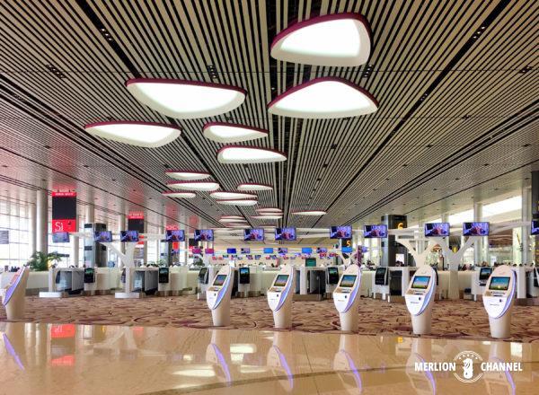 チャンギ空港ターミナル4の2階「出発フロア」