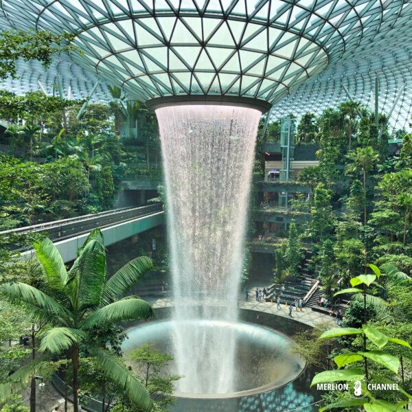 シンガポールの新名所！チャンギ空港に隣接する大型複合施設「ジュエル（Jewel）」