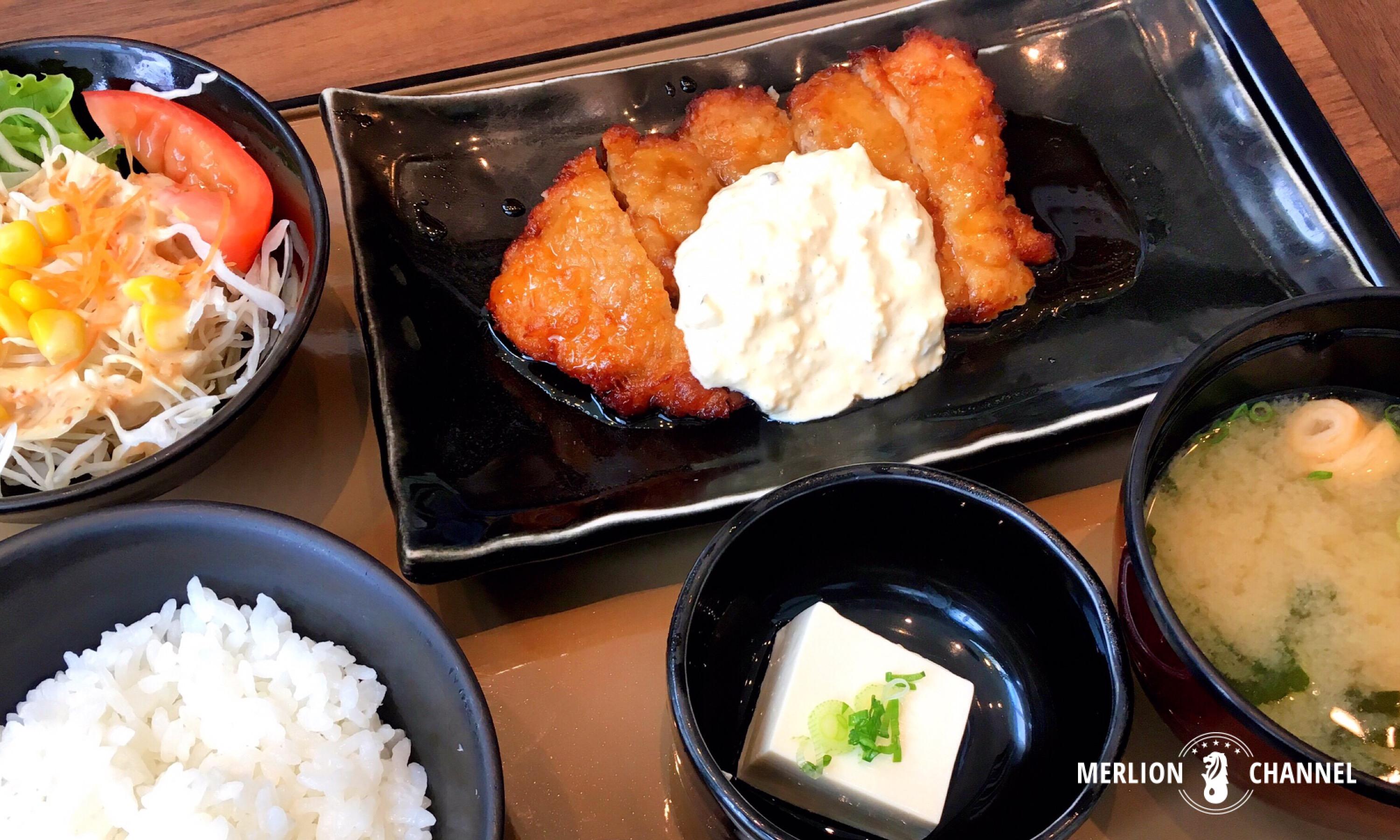 シンガポールでもご飯おかわり無料！日本の定食チェーン「やよい軒